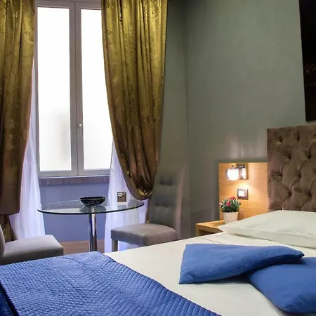 Umberto I° & Gæstehus Napoli